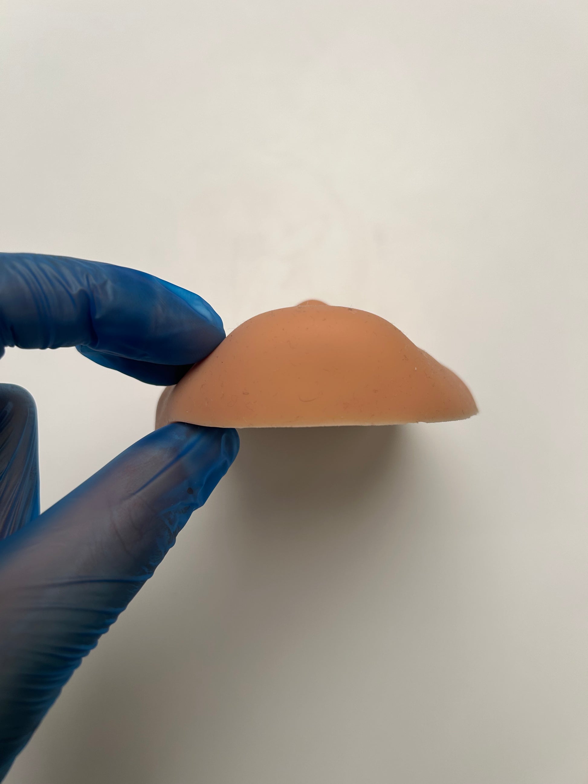 Medical aesthetics training dummy head facial contours